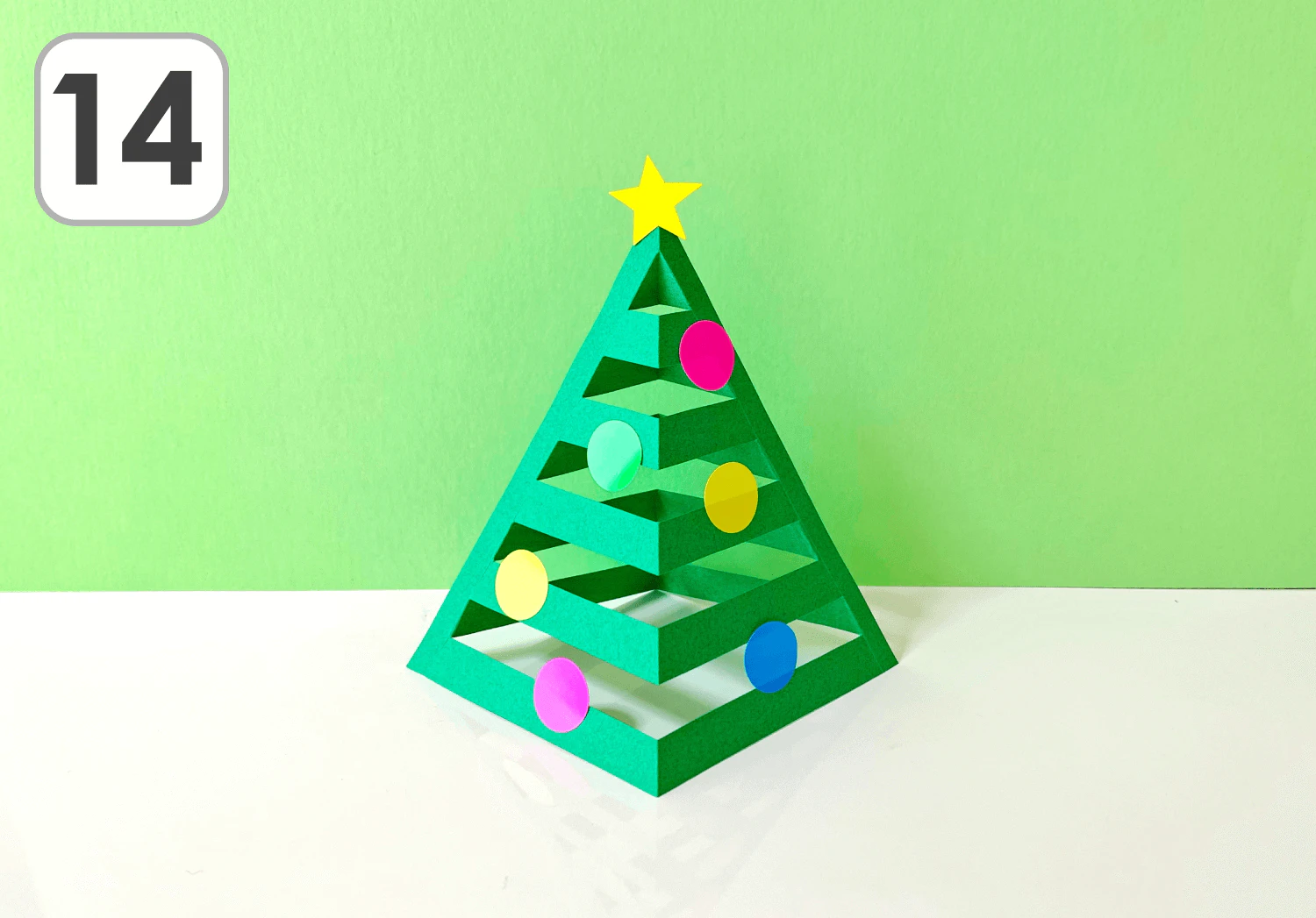 切り紙ツリーと雪の結晶の製作手順14