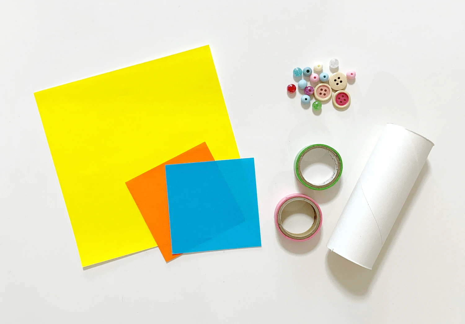 ネコのフリフリマラカスの準備物