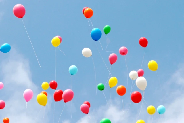 色とりどりの風船