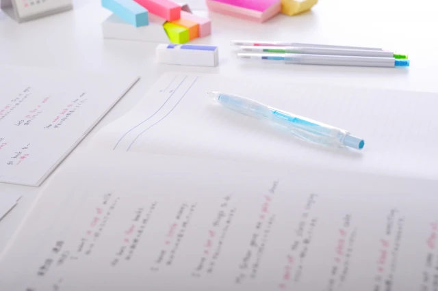 テキストとマーカーペン