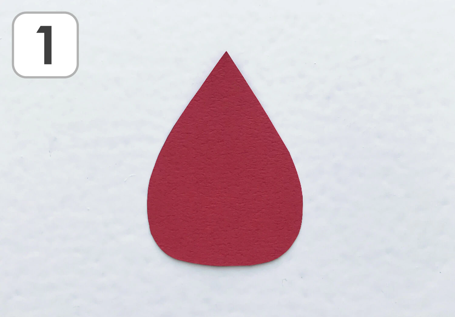 フワフワおひげのサンタの製作手順1