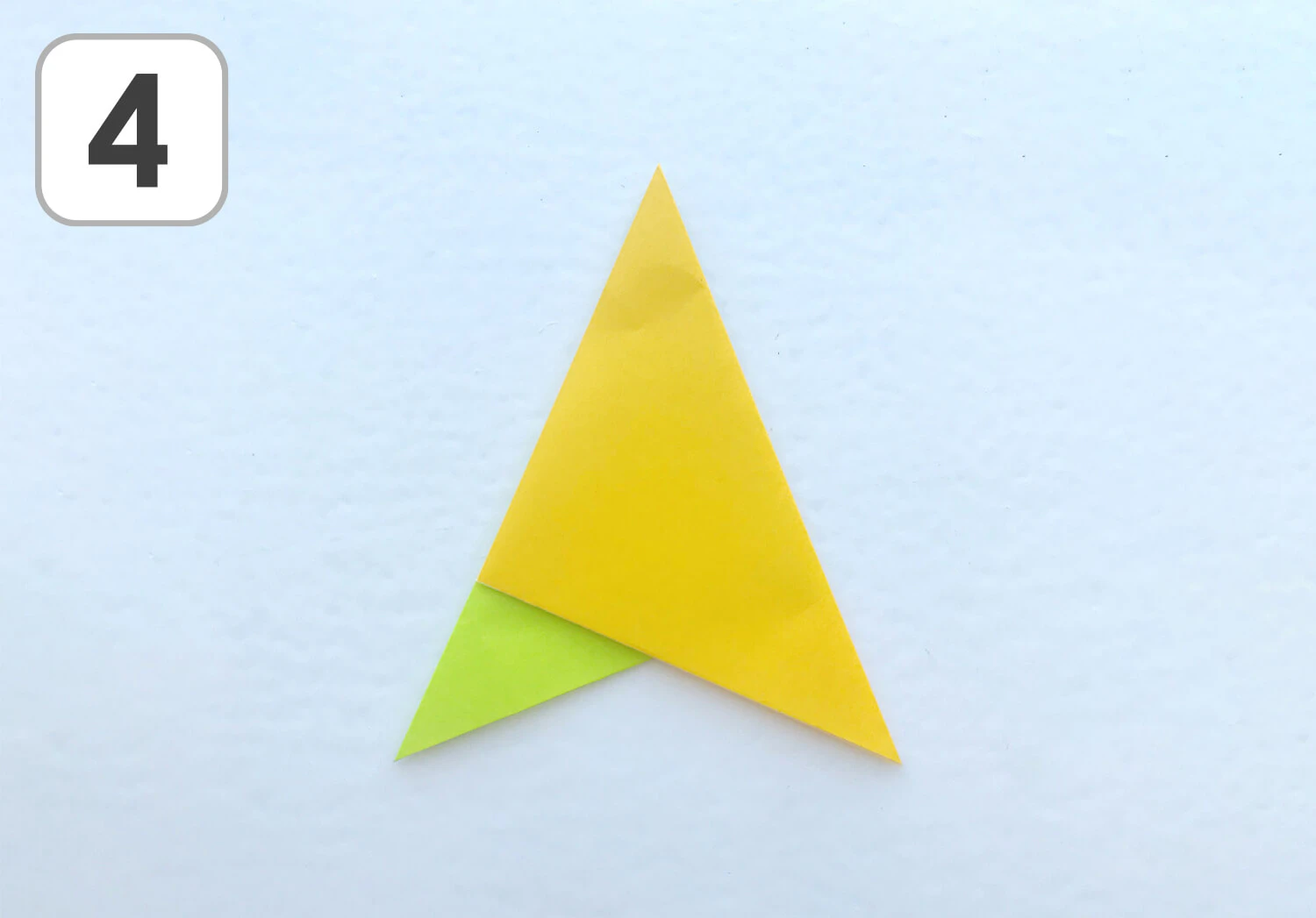 おりがみで作るほし手順4