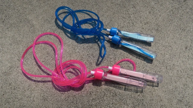 子ども用の縄跳び