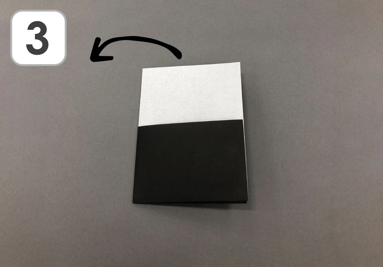 折り紙のおにぎりの製作手順3