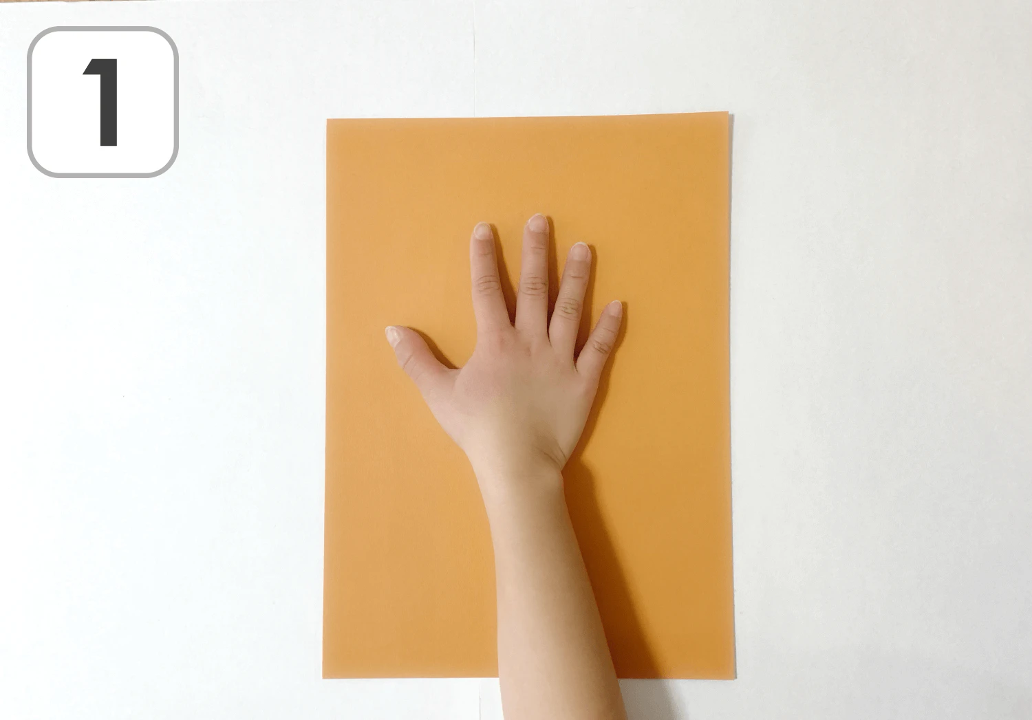 手形と指スタンプの木の製作手順1