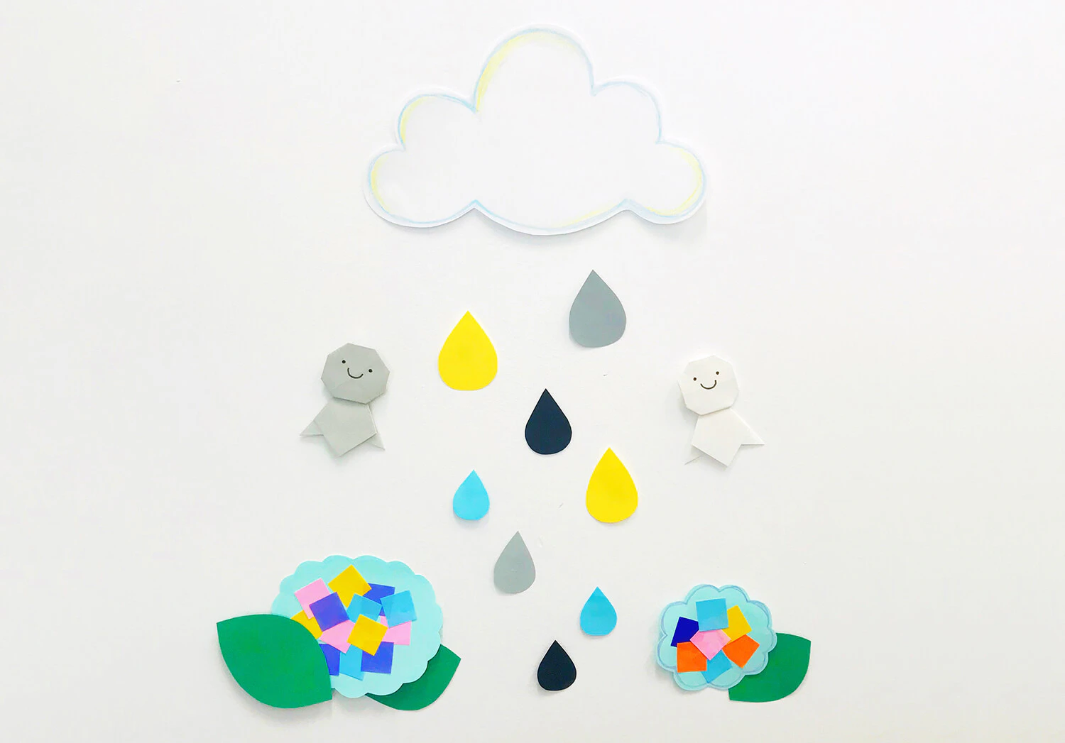 あじさい製作を使った壁面