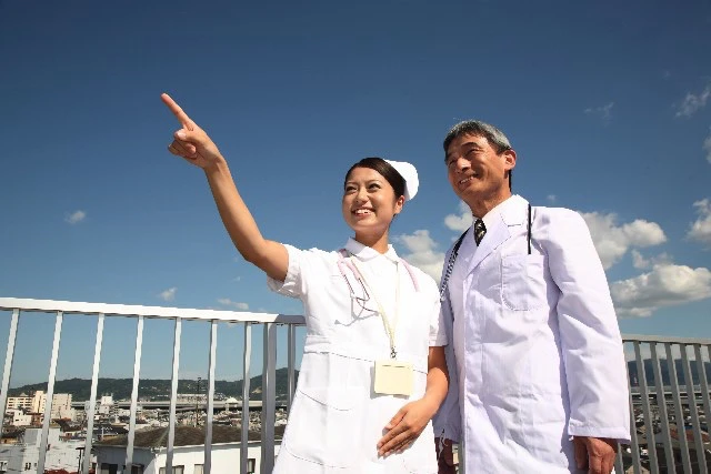 看護師と医師