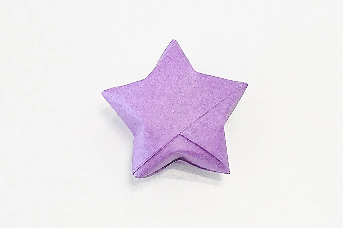 立体星折り紙製作完成
