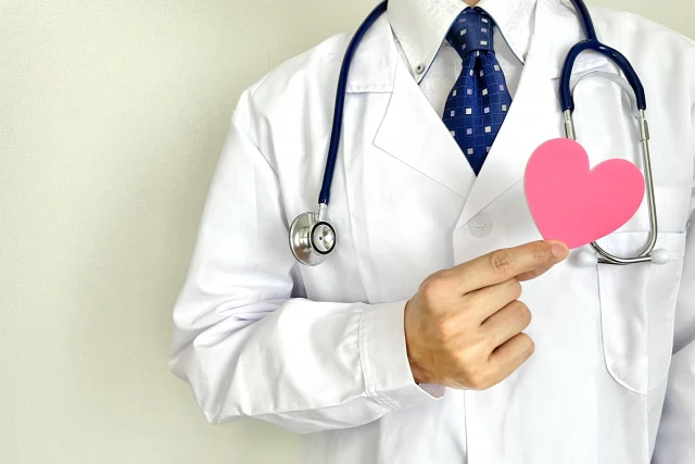 医師とハートマーク