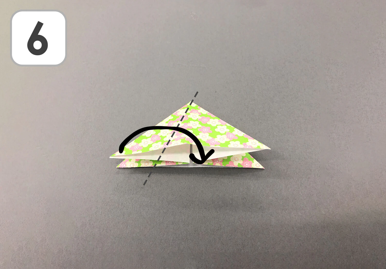 魚のおりがみ手順6