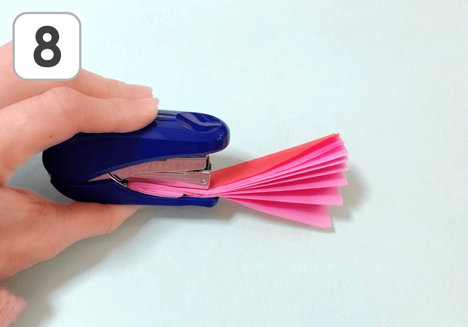 格子編みとお花紙のふわふわ雛人形の製作手順8