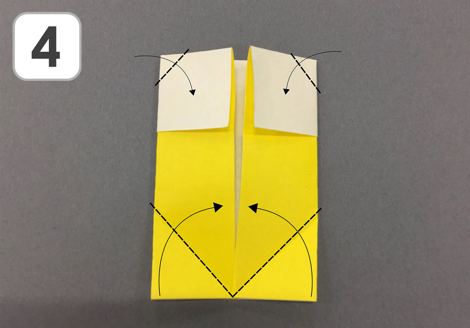 おりがみ みつばち手順4