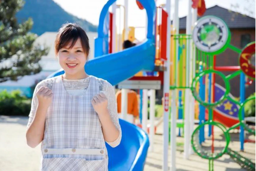 保育士と副業の収入を合わせて高収入を目指そう！