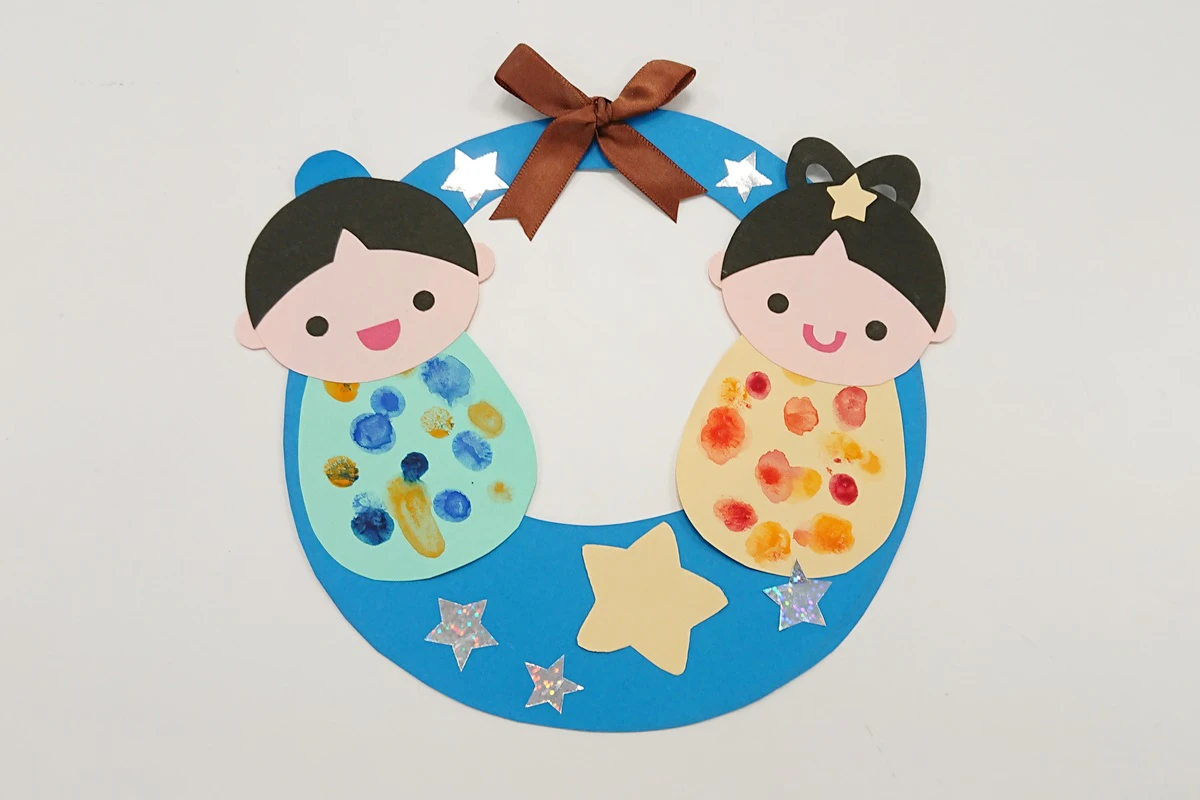 指スタンプの七夕飾り製作例