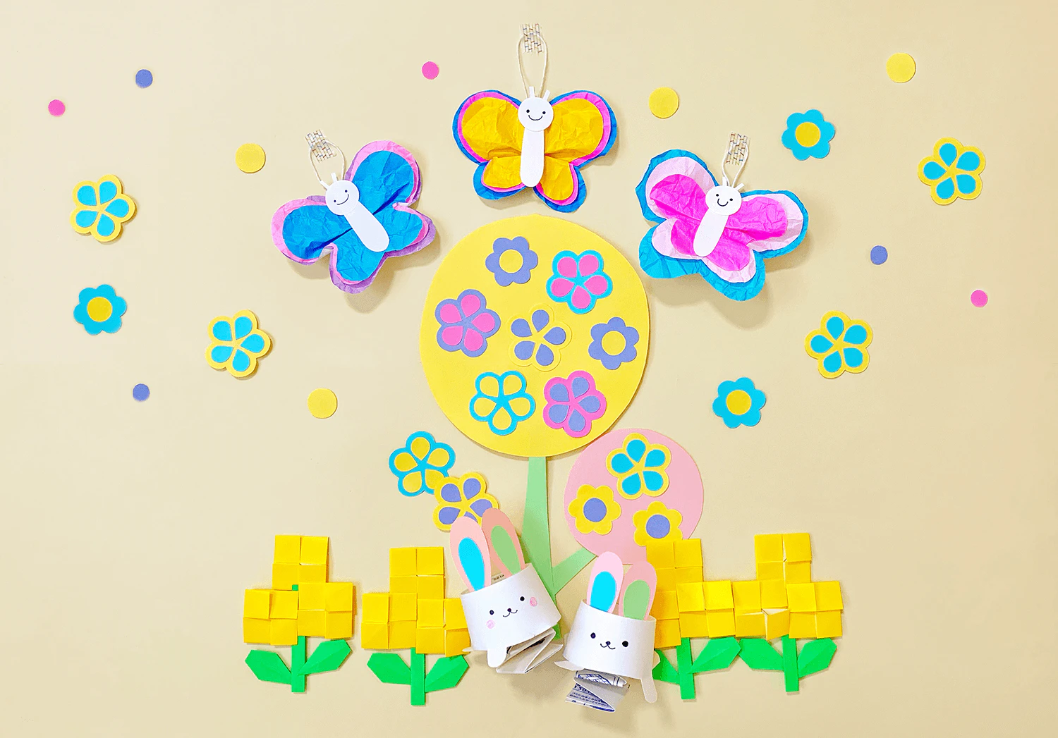 菜の花と春の仲間たちの壁面