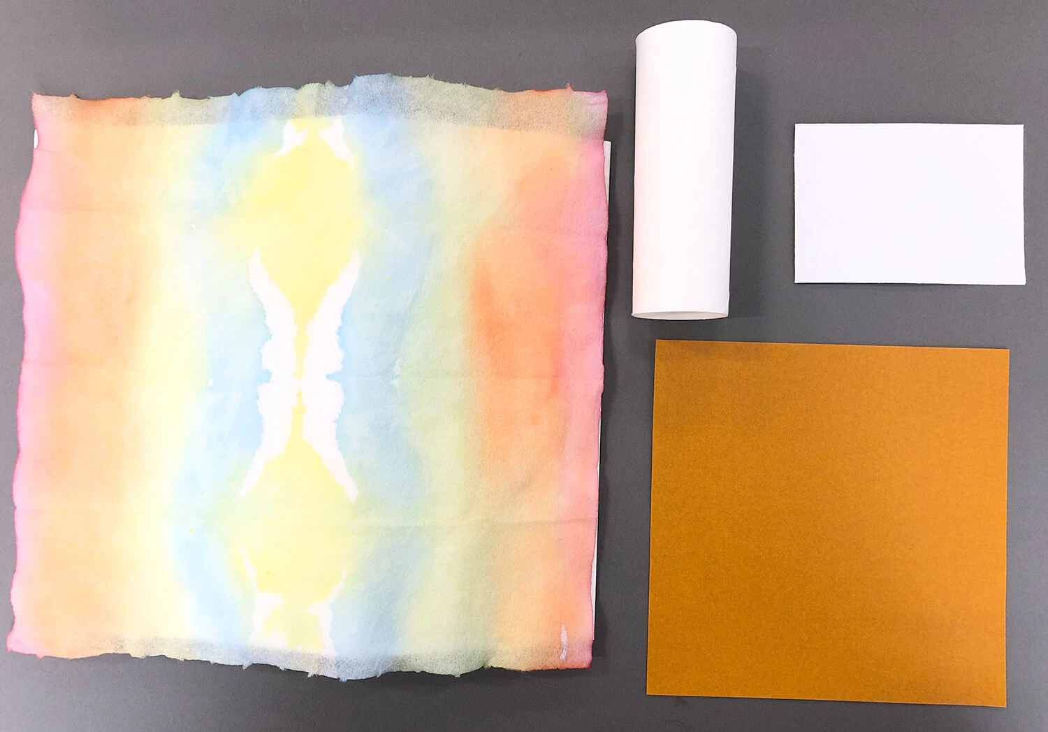 染め紙で作るとんぼの材料2