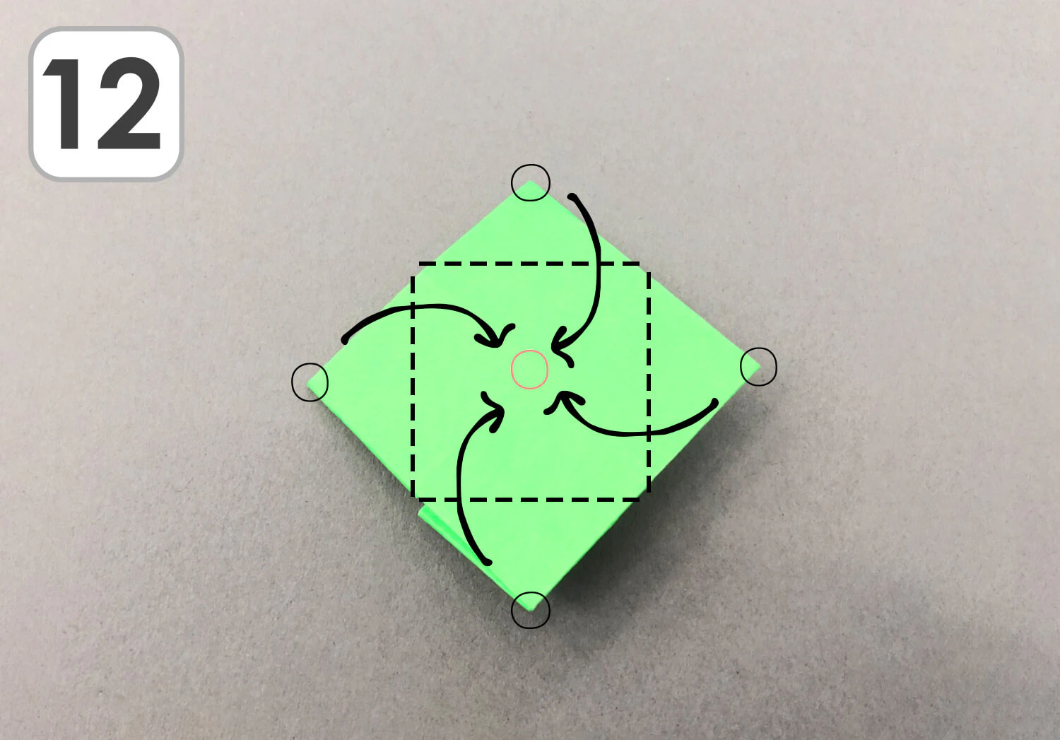 おりがみ1枚で作るクローバーの作り方12