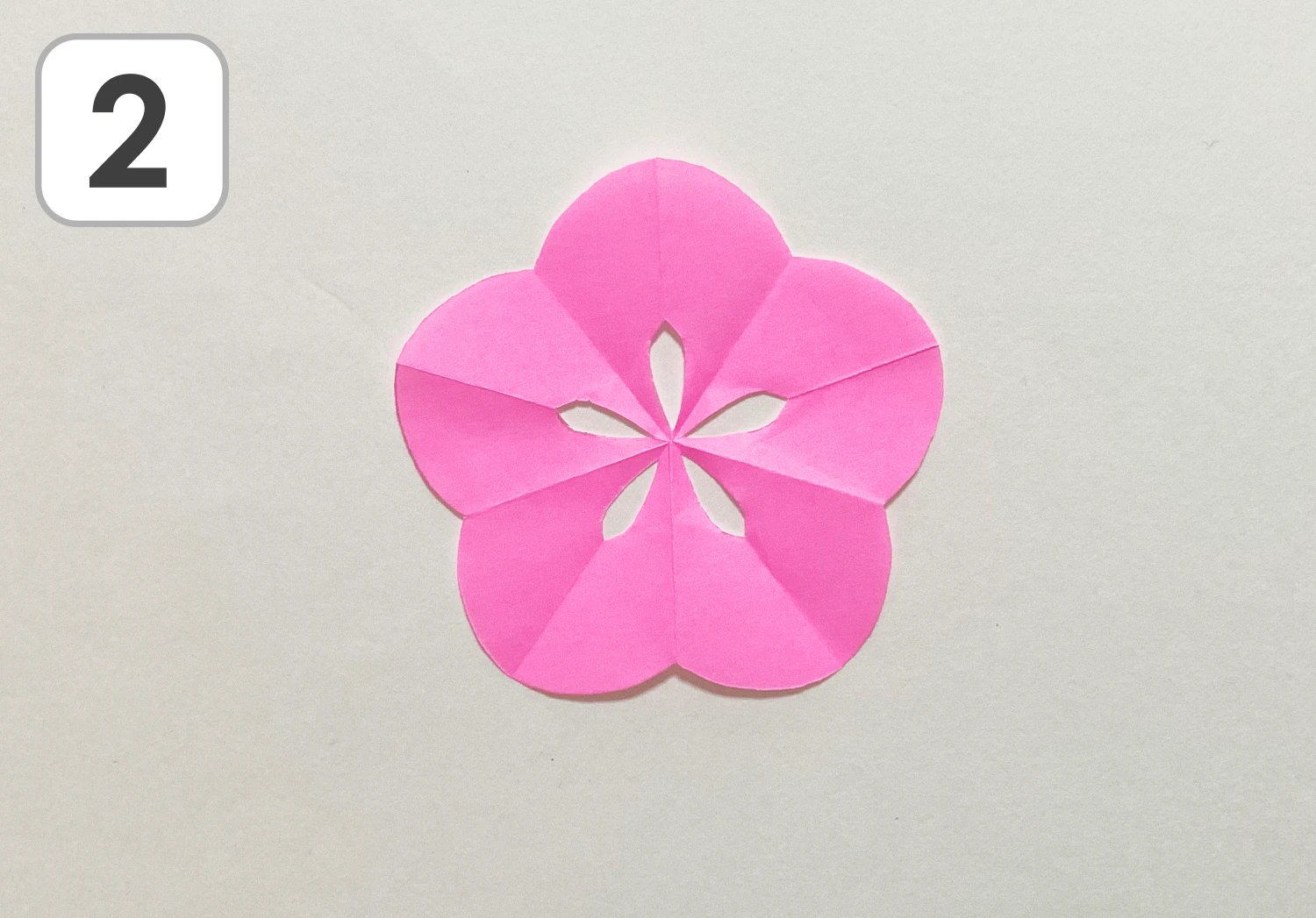 お正月の切り紙の製作手順2