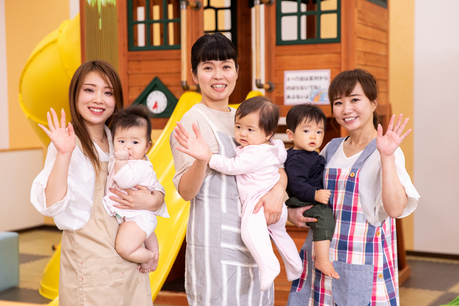 幼稚園 の 先生 セール エプロン なぜ