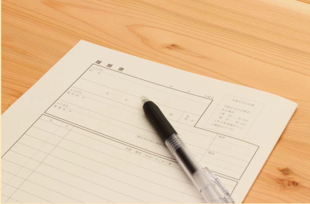 新卒でもなれる？院内保育士のなり方