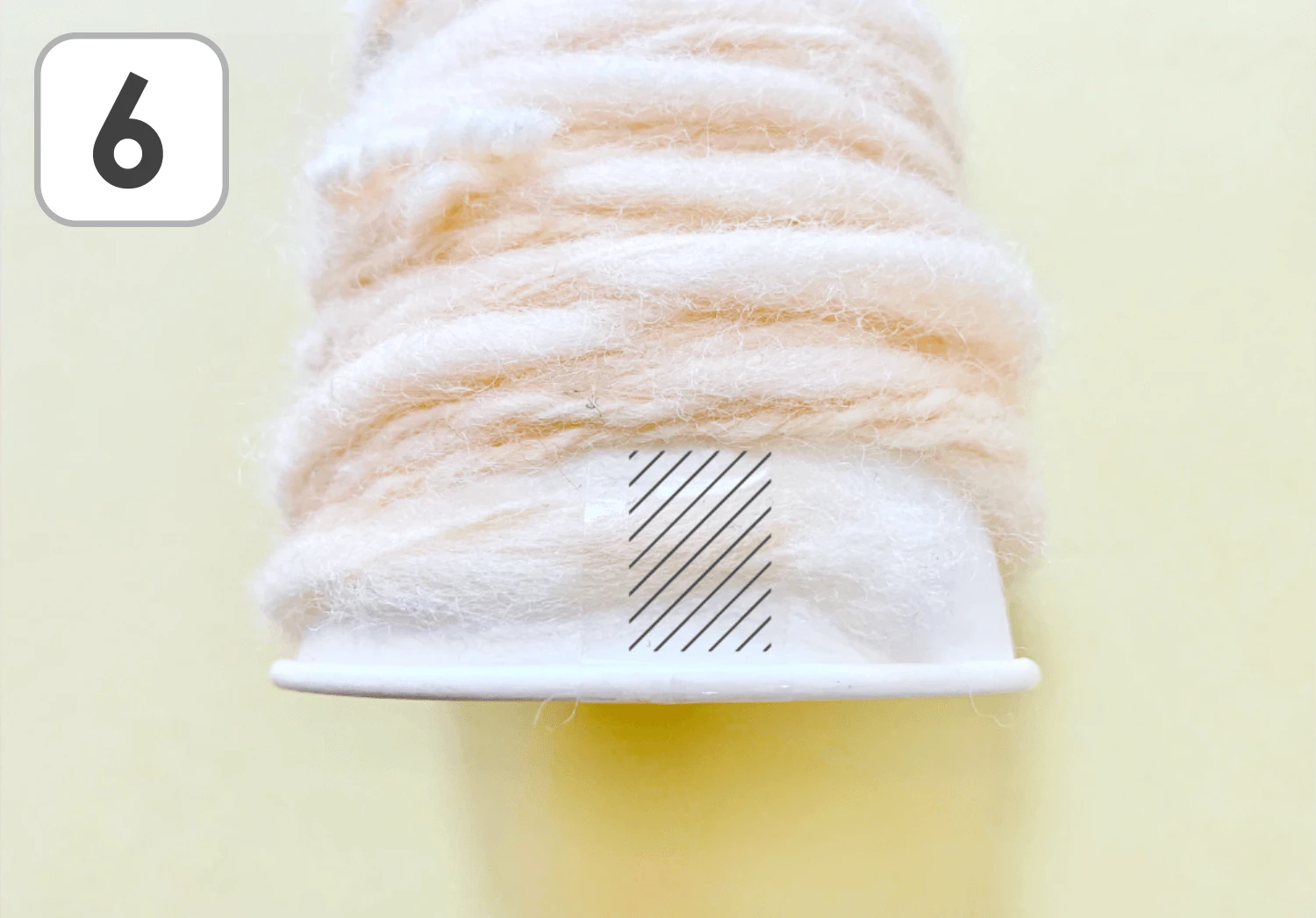 紙コップのふわふわベルの製作手順6