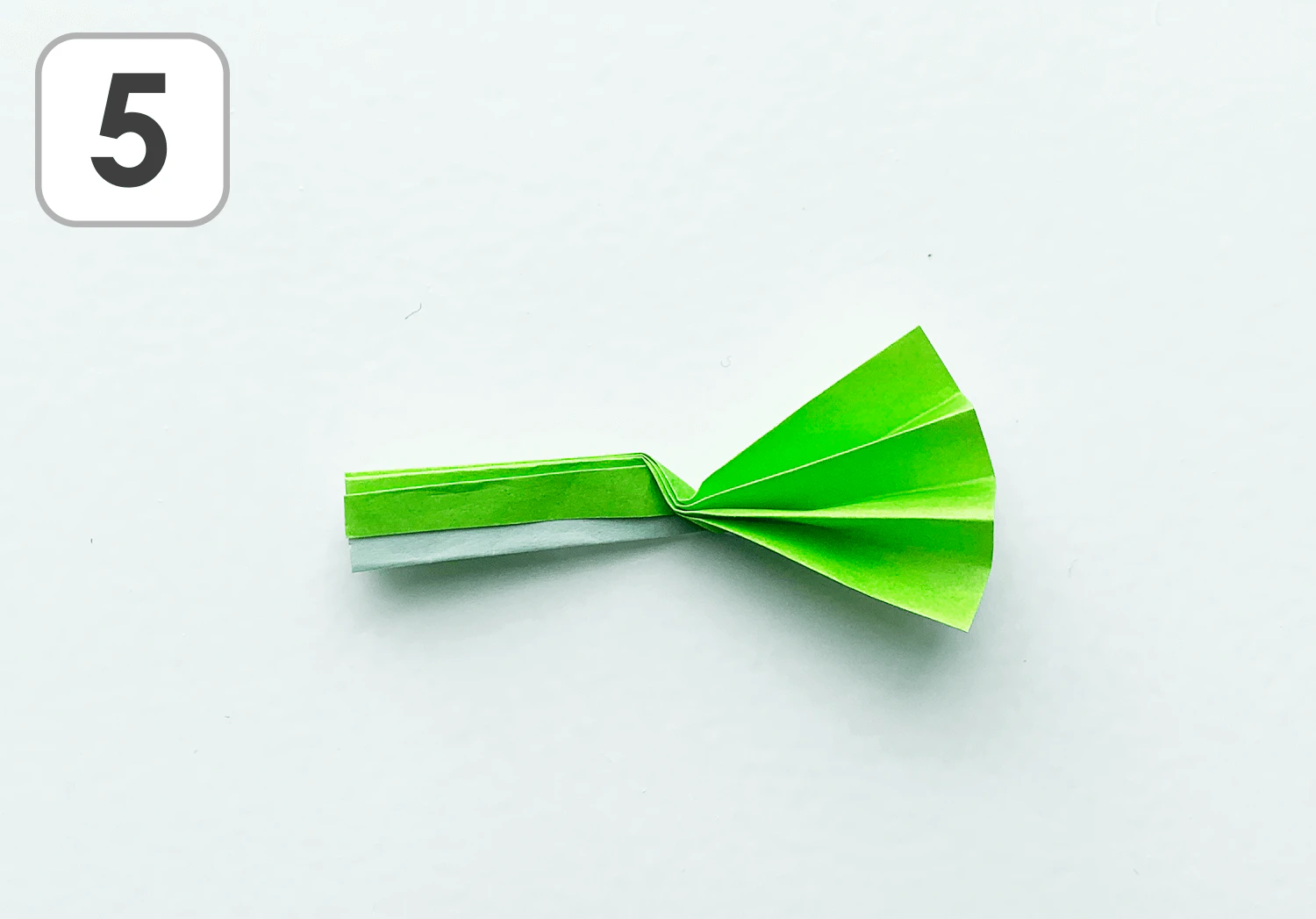 ジャバラ折りのお魚製作手順5