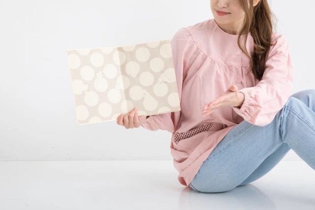 絵本の読み聞かせ