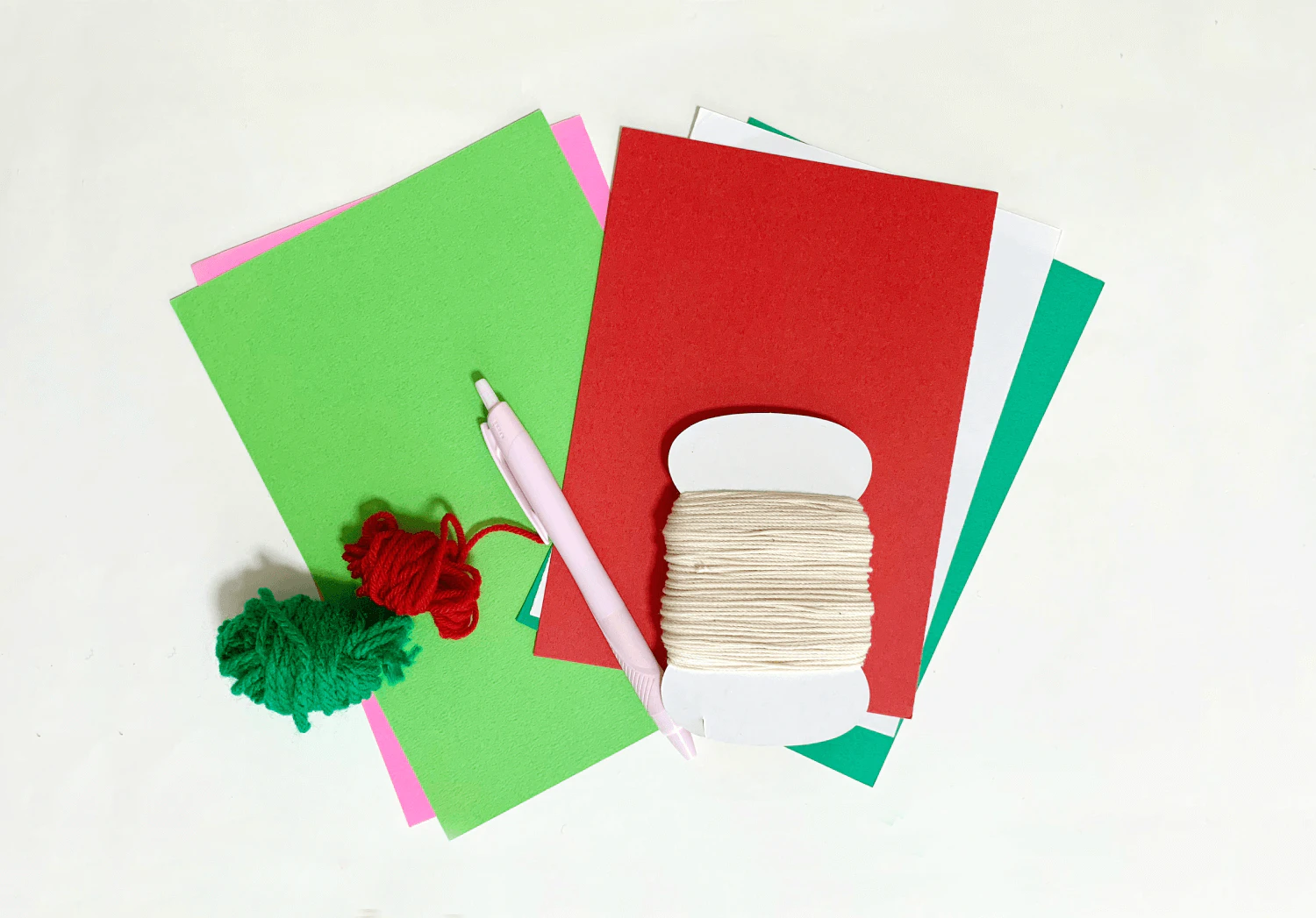 クイリングだるまの吊るし飾りに準備物