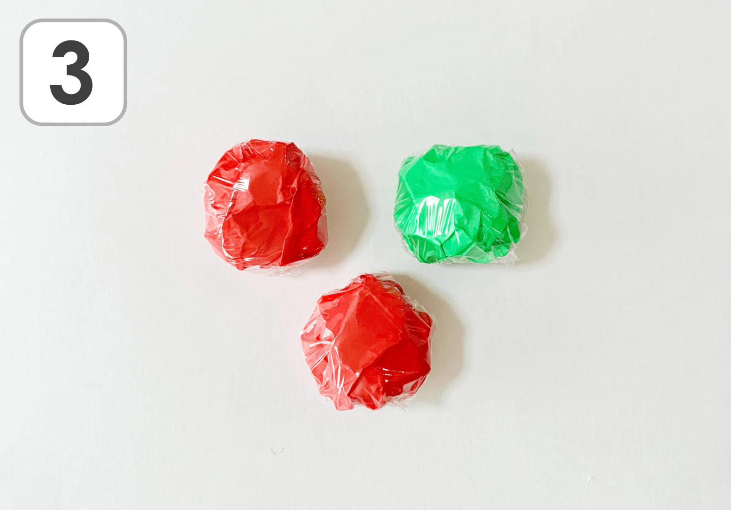 立体リンゴのリースの製作手順3