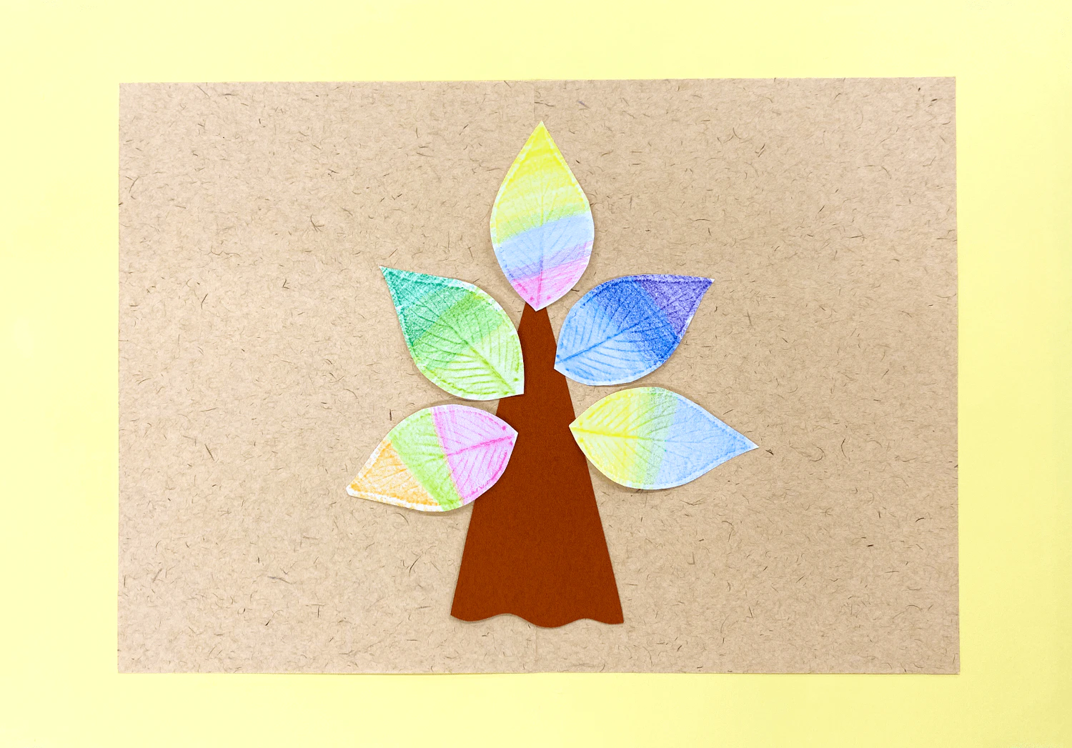 ★落ち葉のフロッタージュのアレンジ