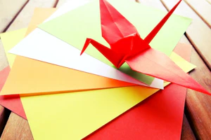 折り紙と折り鶴