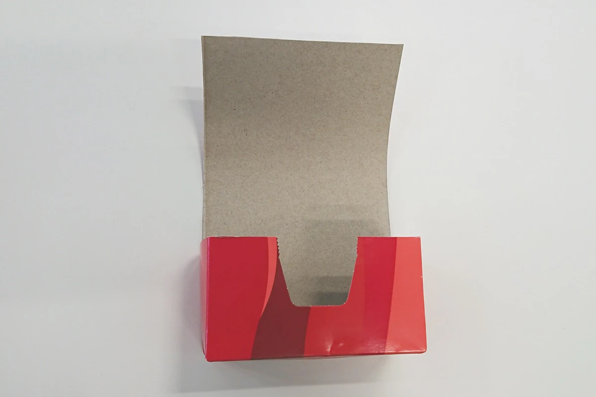 ティッシュ箱