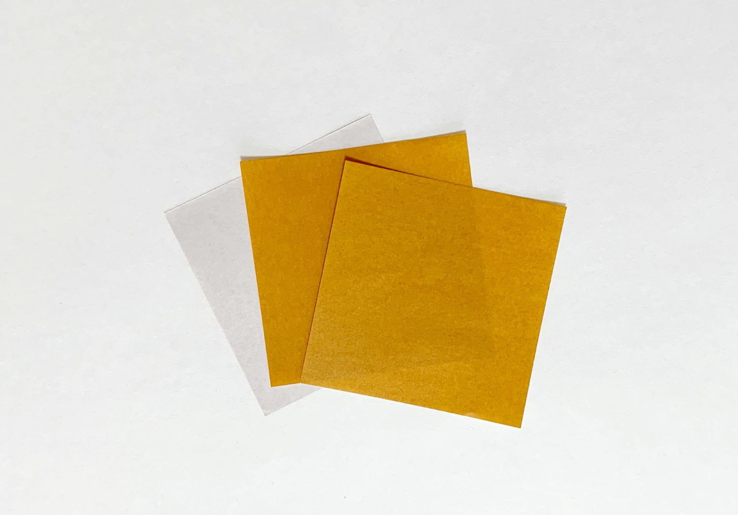 おりがみたぬきの準備物