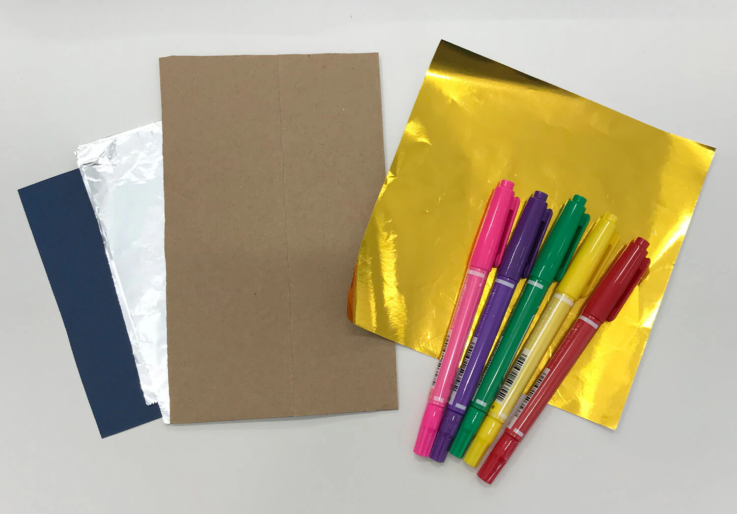 飛び出す星の材料