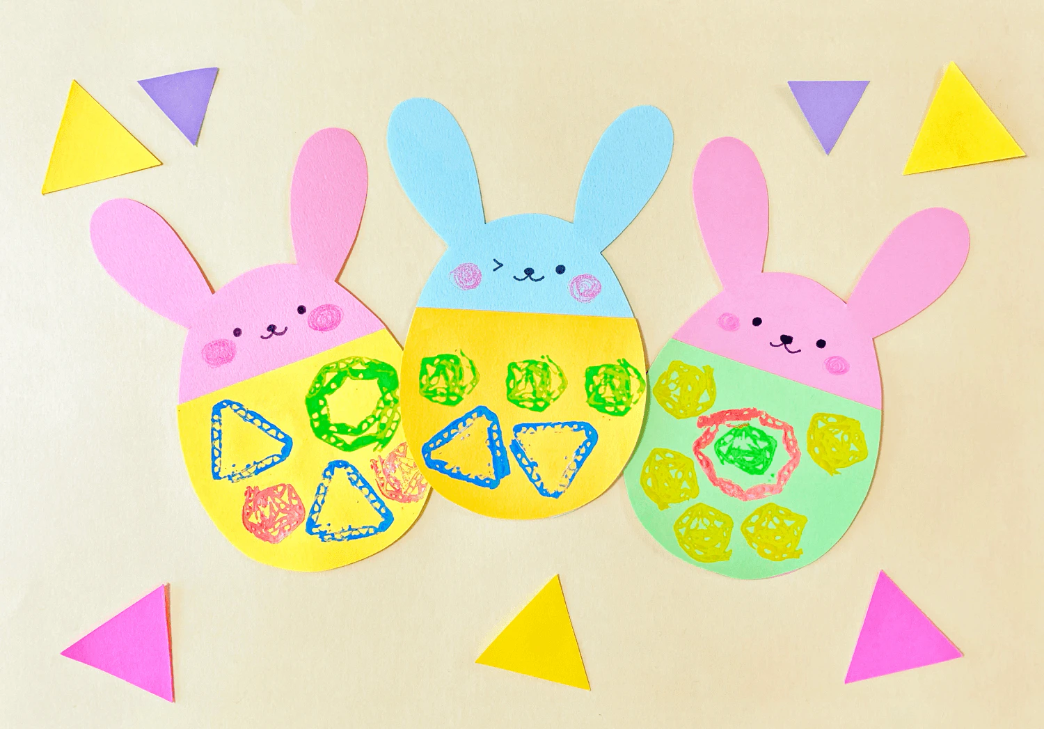 ダンボールスタンプのイースターバニーの製作