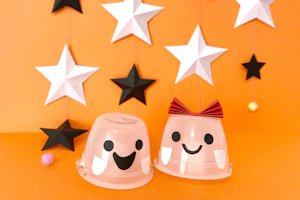 カタカタ動くおばけ