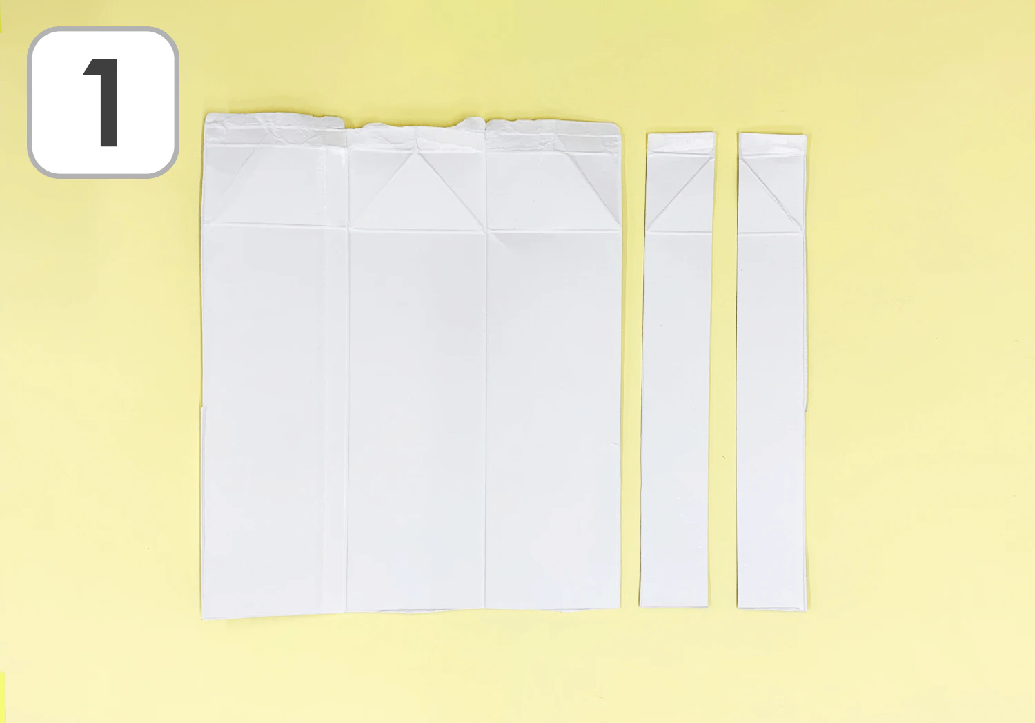 紙コップのぴょんぴょんうさぎの製作手順１