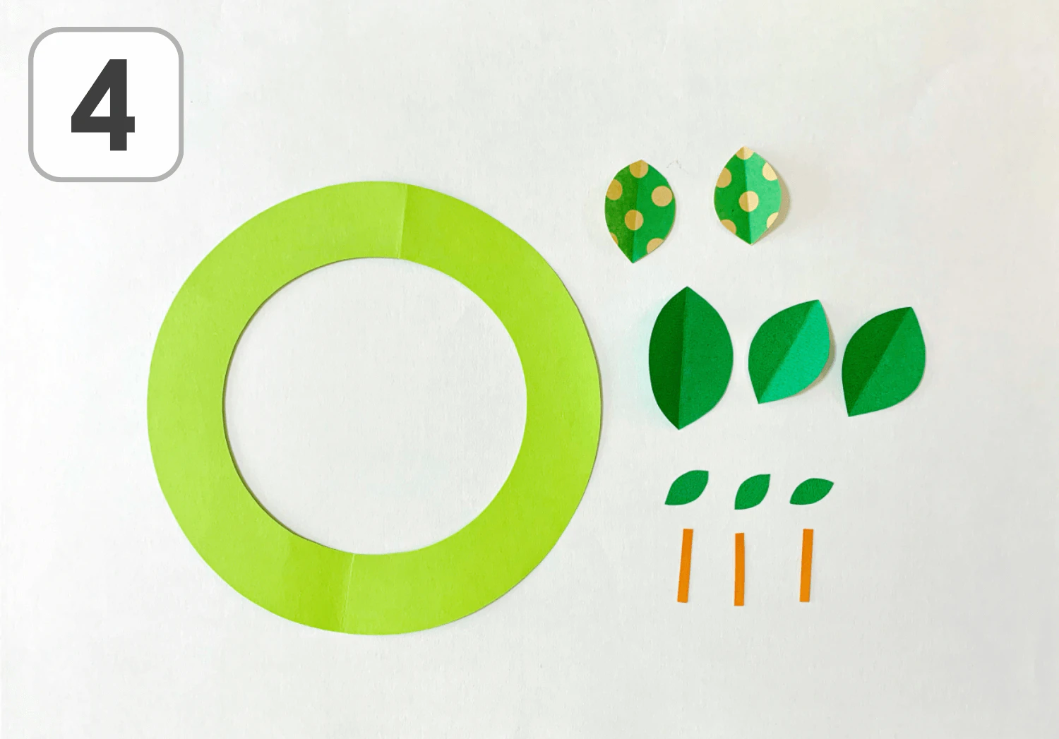 立体リンゴのリースの製作手順4