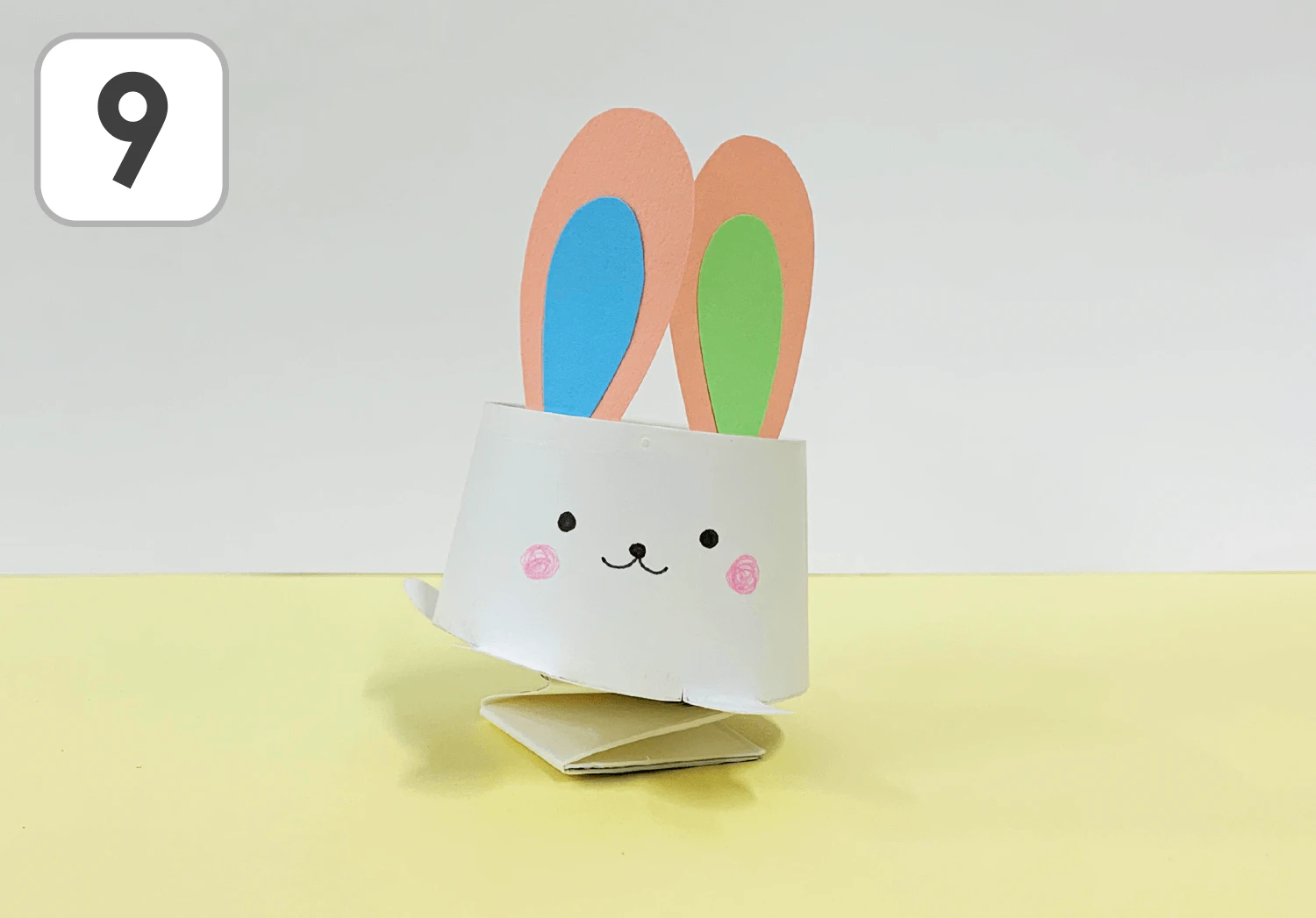紙コップのぴょんぴょんうさぎの製作手順９