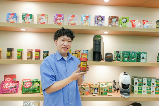 「コーヒーはやめなきゃいけない？」の誤解を解く。「ネスカフェ ゴールドブレンド カフェインレス」から学ぶ、ママに寄り添うカフェインとの付き合い方