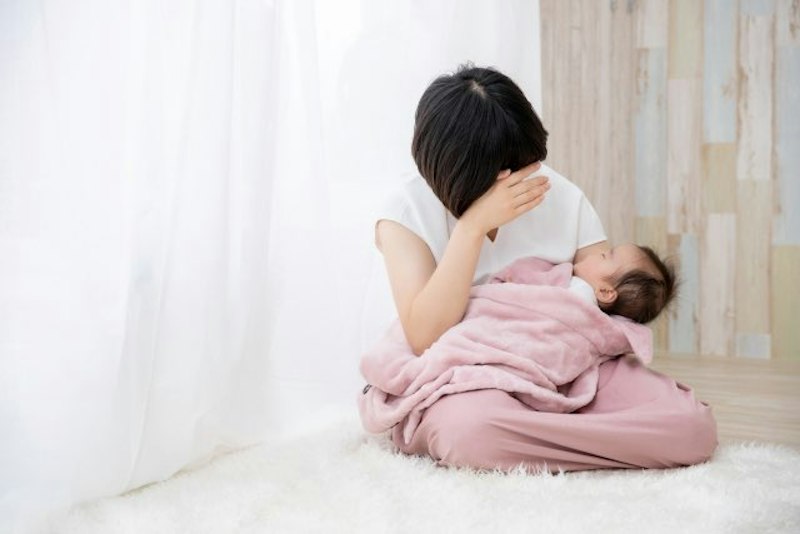 夜泣きに悩むママが安心できる場所を、もっと身近に助産師ができること