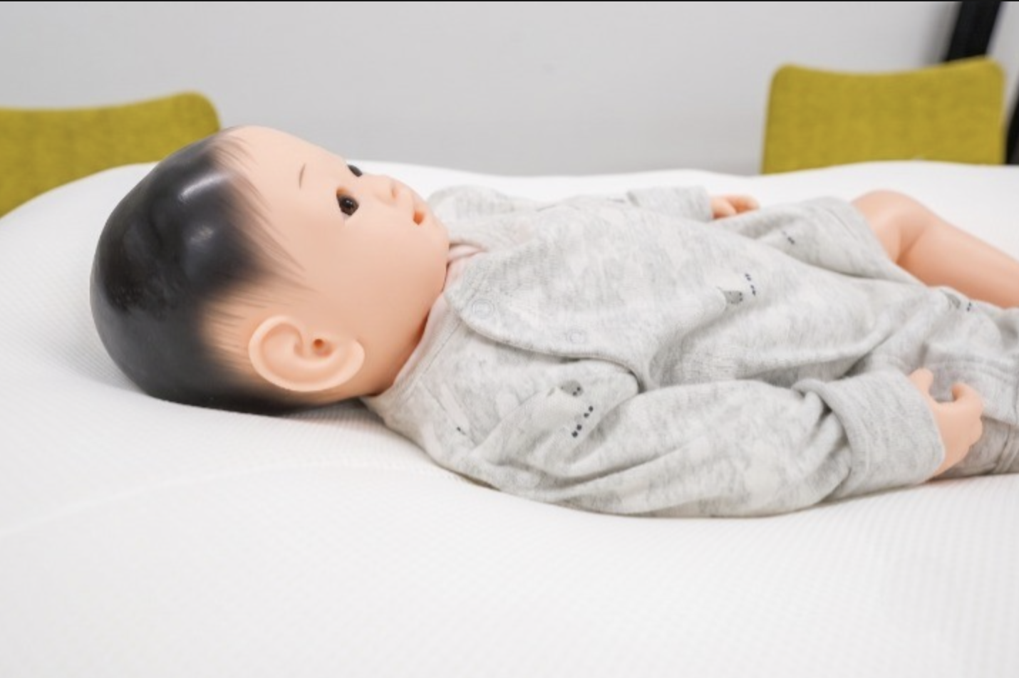 赤ちゃんに寄り添ってくれる形状:まくら会社だから睡眠にこだわる