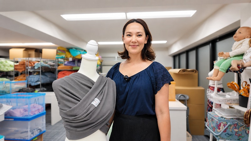 【助産師の視点】新生児の抱っこ・寝かしつけに悩むママへ。身体の負担を減らす「PIKIMAMAスリング」という選択肢