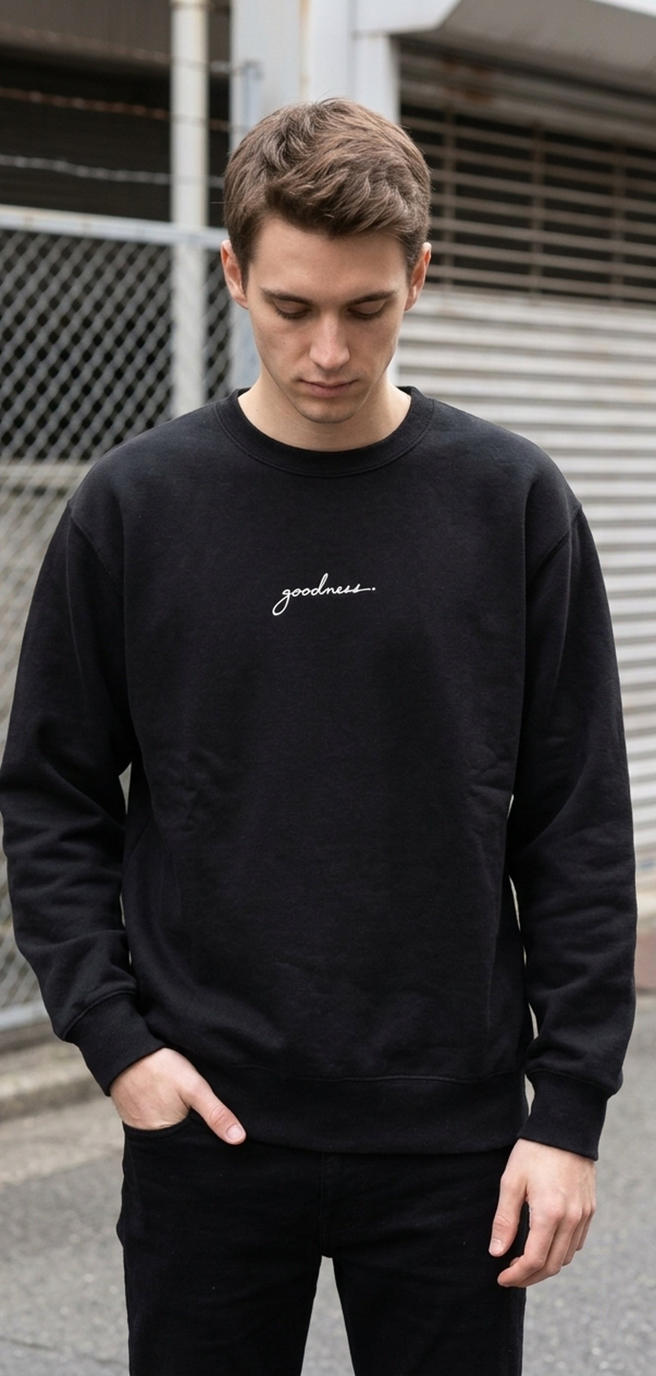 101320 Embroidery Sweatshirt