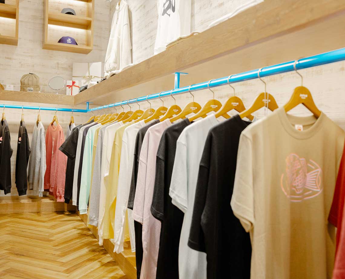 新宿マルイアネックス店の店内