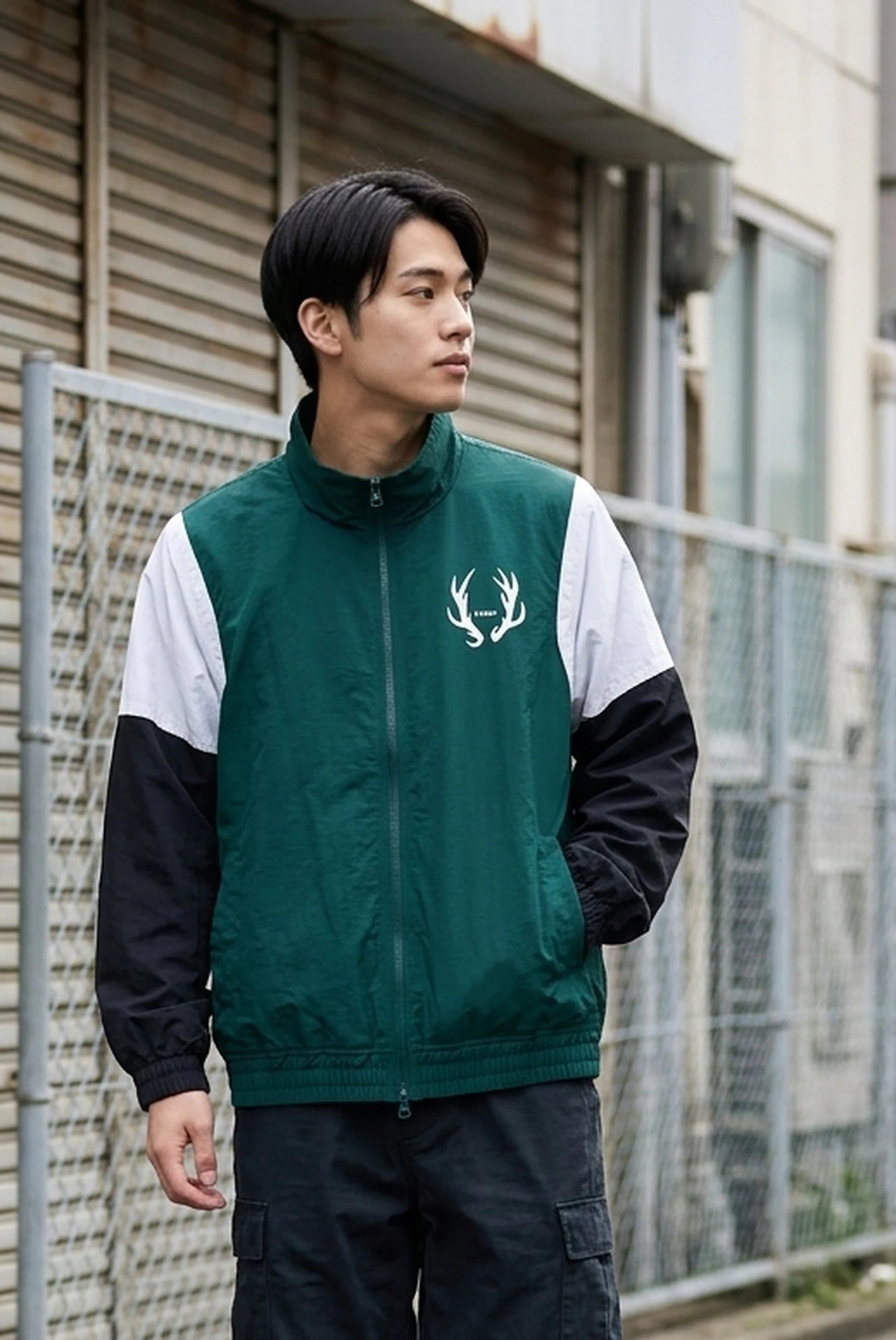 109002 Silkprint Jacket
