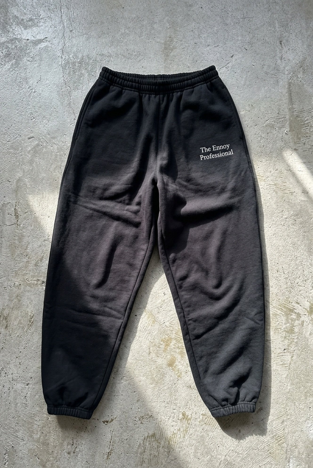 356930 Embroidery Sweatpants