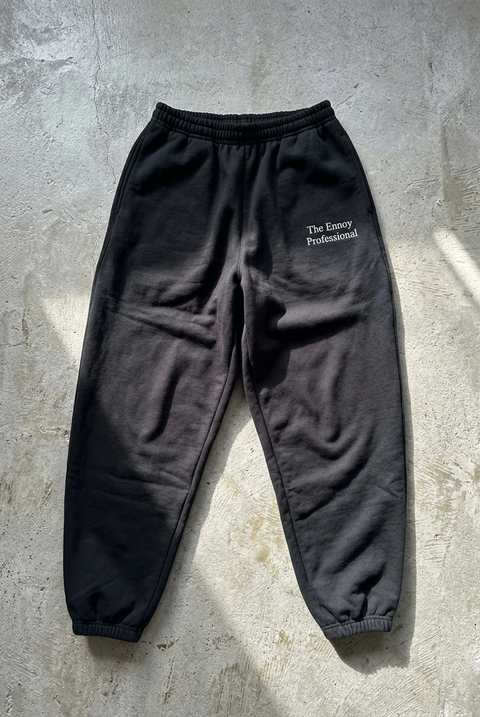 356930 Embroidery Sweatpants