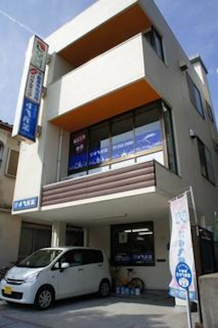 555212921_213x320