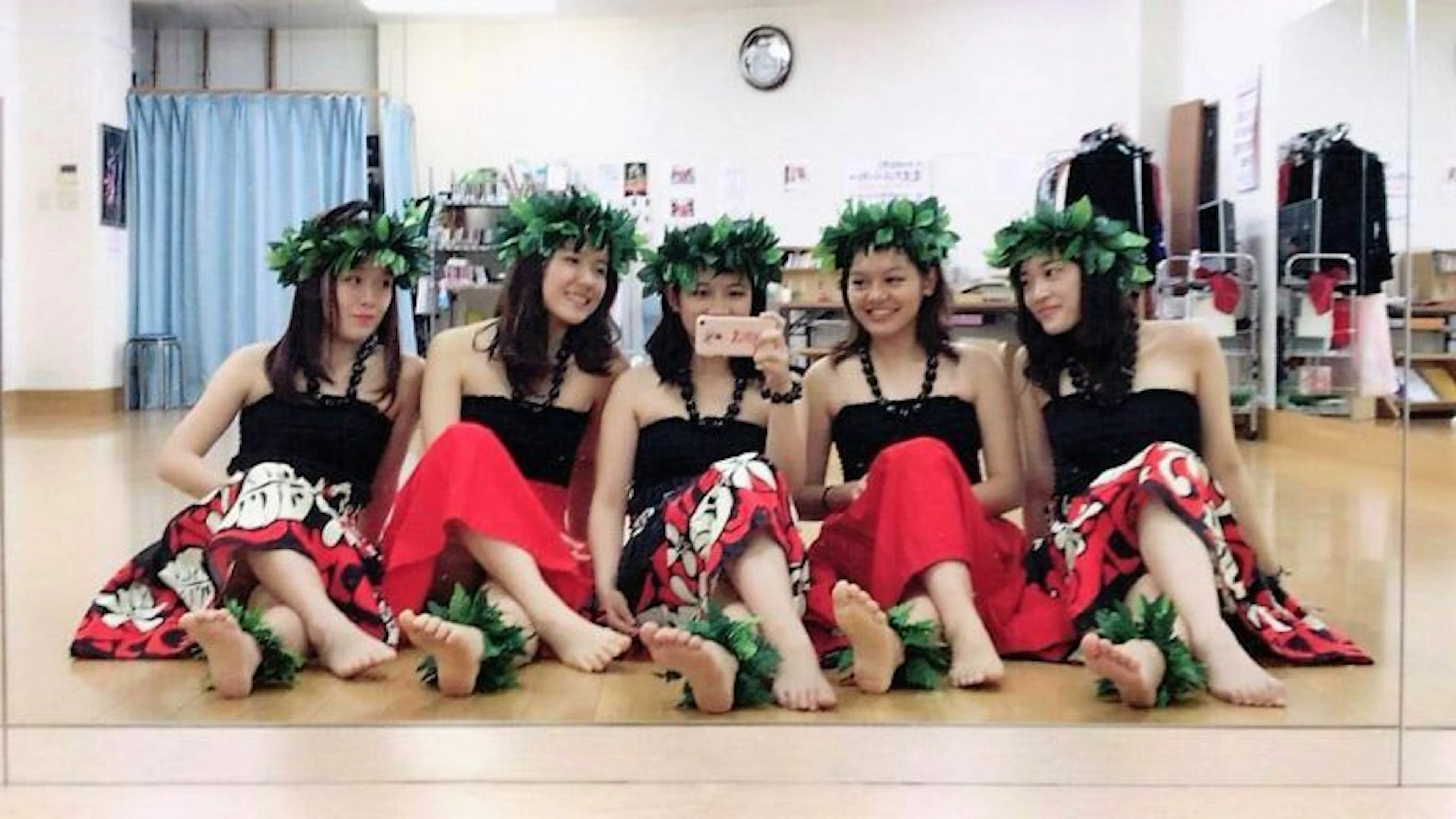 新しい趣味にいかが？鹿大生うまれのフラガールズLeola！